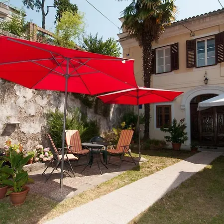 Minach Волоско